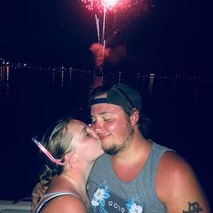 Meet your Posher, Cierra